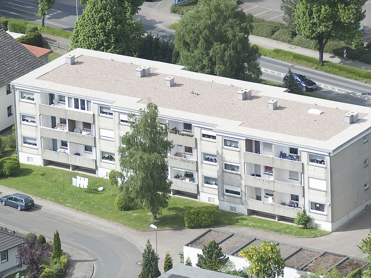 Ihr Dachdecker Minden ist der Zimmerei- und Dachdecker Meisterbetrieb Renneberg Bedachungen aus Minden, für das maßgeschneiderte Dach Minden.